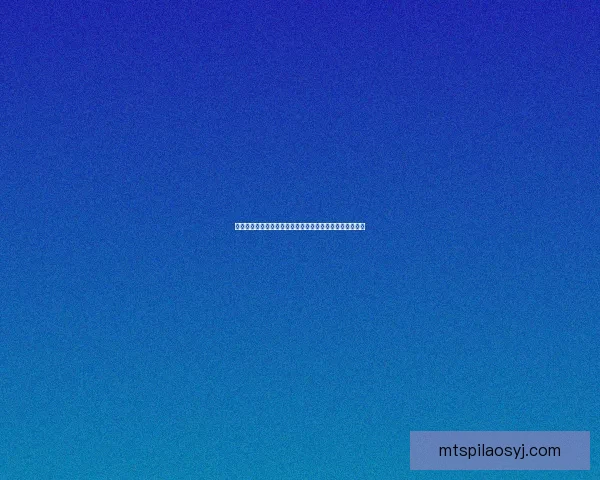 深夜旧宅的诡异钟声响起，幽灵般的脚步声悄然逼近你背后